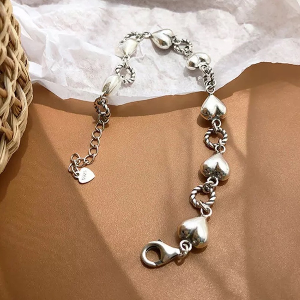 NEW 925 STERLING SILVER HEART BRACELET, NICE BRACELET, CUTE BRACELET - Picture 2 of 4